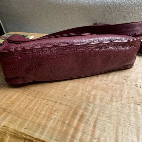 Gently used Wanderers LeatherTravel Co. Small Crossbody Bag. - Picture 7 of 7